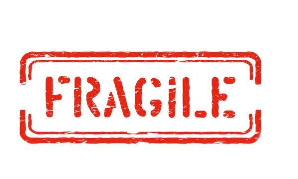 Barang Fragile - Pengertian, Tips Packing, dan Memindahkannya