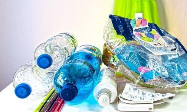 Plastik Terbuat dari Bermacam Bahan Baku