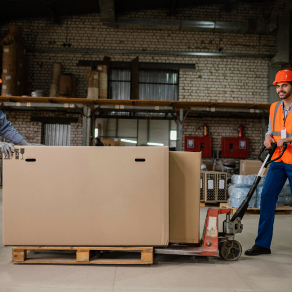 Mengenal Pallet Truck, Fungsi, Komponen, Hingga Tips Penggunaannya